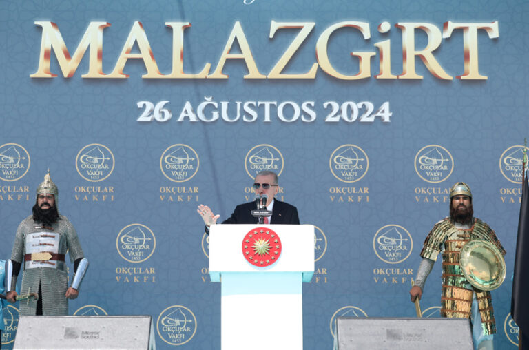 Cumhurbaşkanı Erdoğan: “Farklılıklarımız üzerinden bizleri ayırmaya çalışanlara geçit vermeyeceğiz”