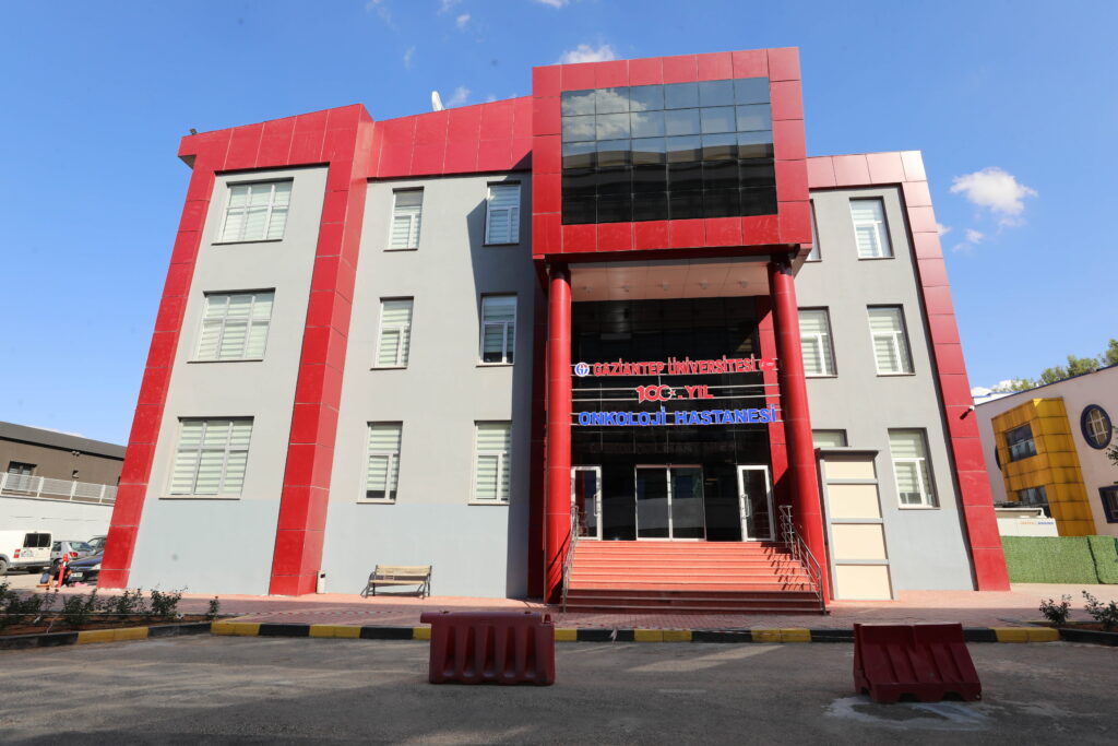 GAÜN 100. YIL ONKOLOJİ HASTANESİ VE RADYOTERAPİ MERKEZİ AÇILIYOR
