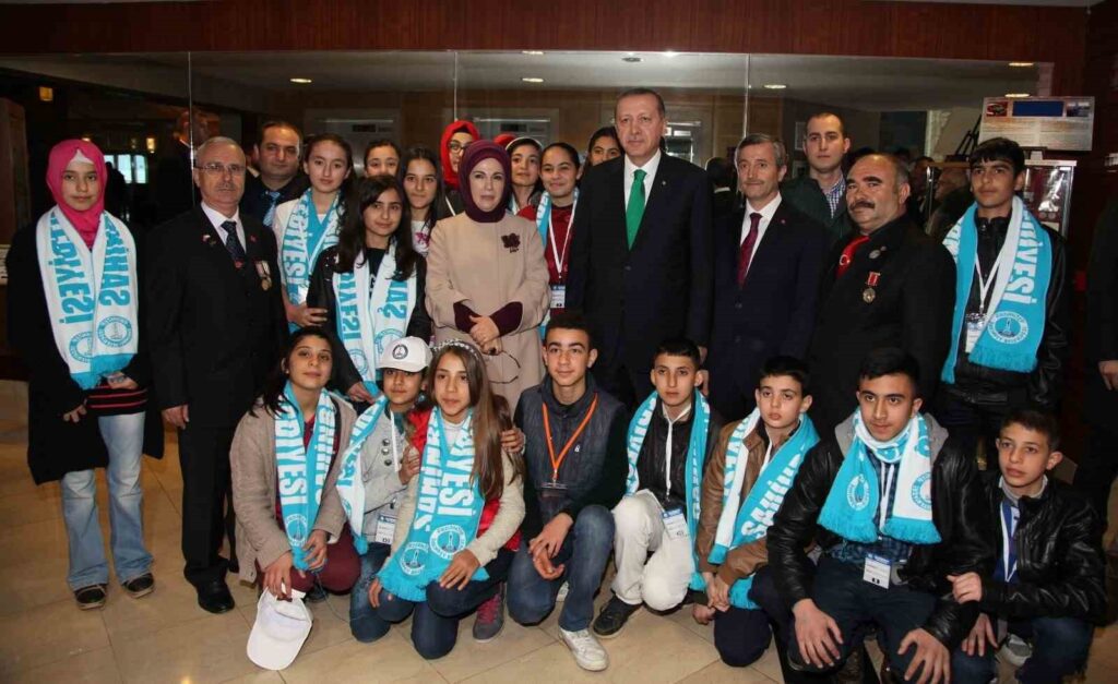 Şahinbey Belediyesi, 200 bin öğrenciyi ecdadıyla buluşturdu