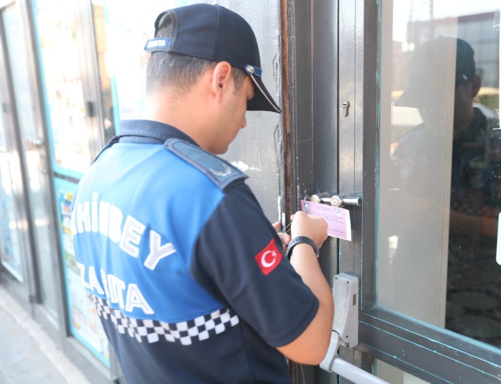 ŞAHİNBEY BELEDİYESİ ZİNCİR MARKET ŞUBESİNİ KAPATTI