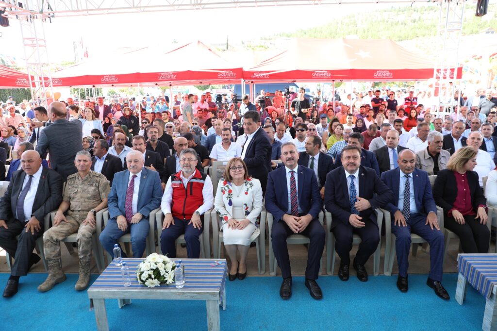 ŞAHİN: “MİRAÇ, İNANCIMIZIN EN BÜYÜK MEŞALELERİNDEN BİRİDİR”