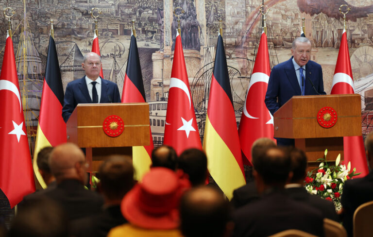 Cumhurbaşkanı Erdoğan: “Almanya ile savunma sanayinde iş birliğimizi geliştirmeyi arzu ediyoruz”