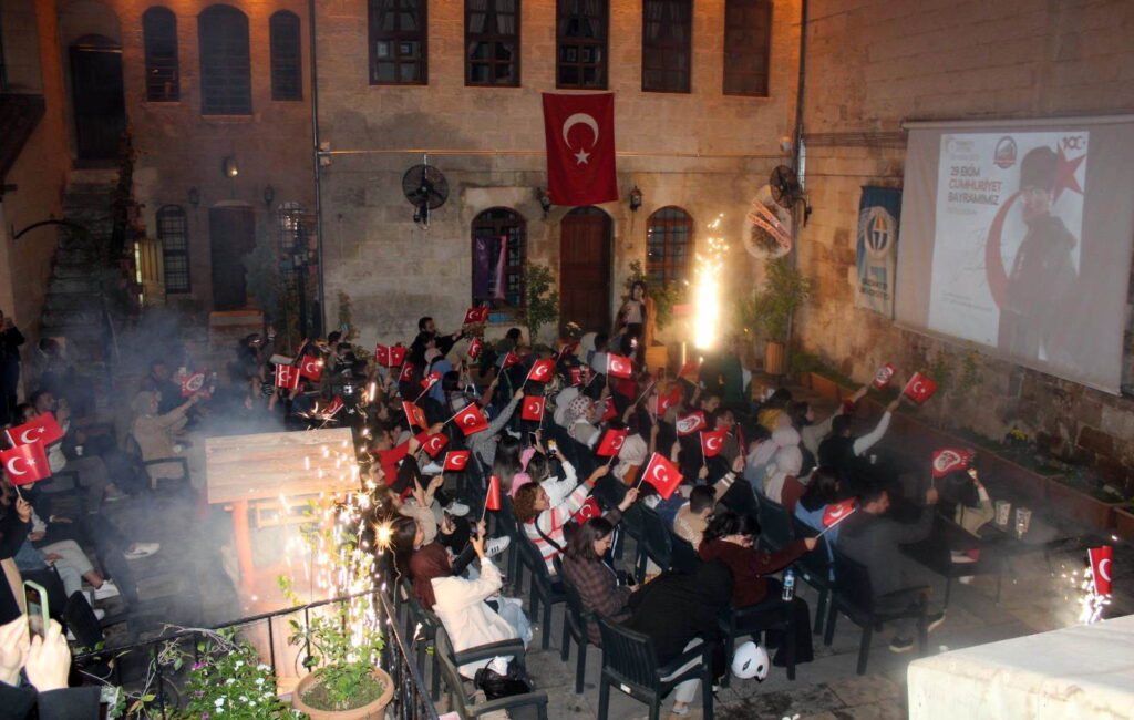 GAÜN’DE CUMHURİYET BAYRAMI’NA ÖZEL NOSTALJİK KUTLAMA