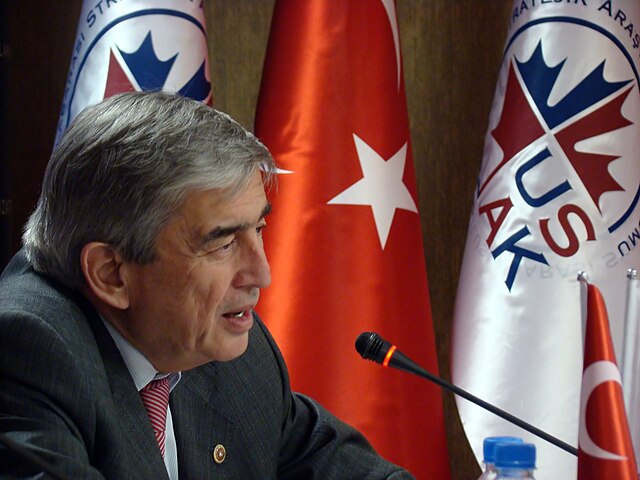 M. Erhan Durukan: “ONUR ÖYMEN”