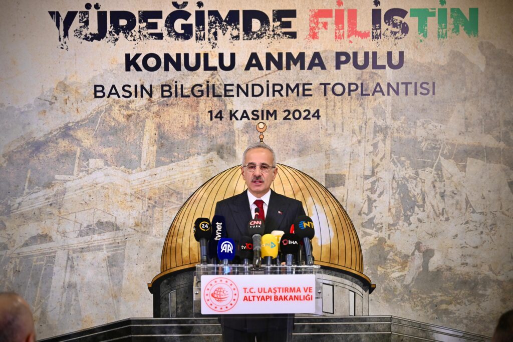 Bakan Uraloğlu: “YÜREĞİMİZDE FİLİSTİN”