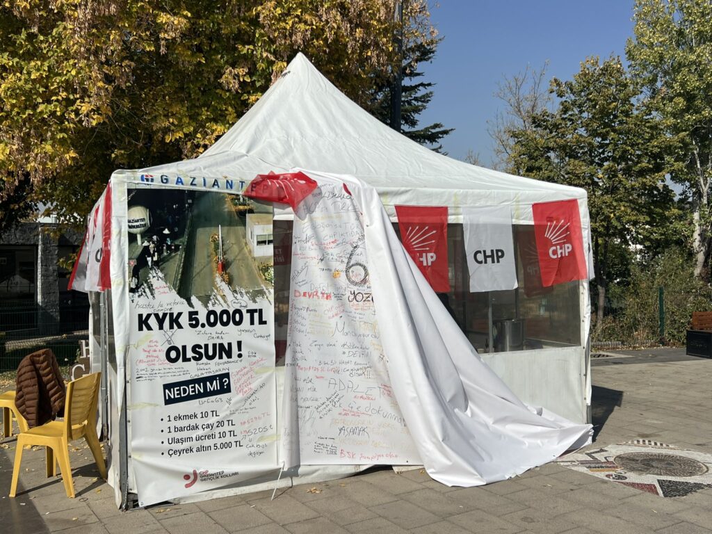 Gaziantep’de CHP Standına Yapılan Saldırıya Hasan Öztürkmen’den Tepki