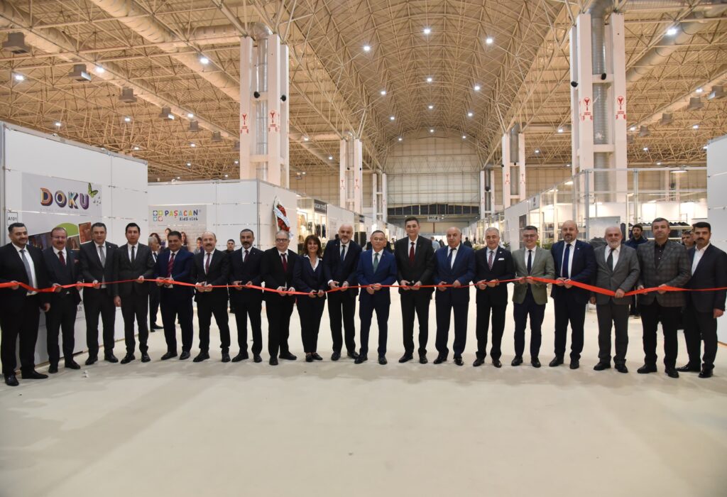 10. PENTEX FUARI TÖRENLE AÇILDI