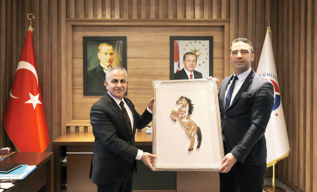 AİLE VE SOSYAL HİZMETLER İL MÜDÜRÜ ZEYBEK GAÜN REKTÖRÜ DOĞAN’I ZİYARET ETTİ