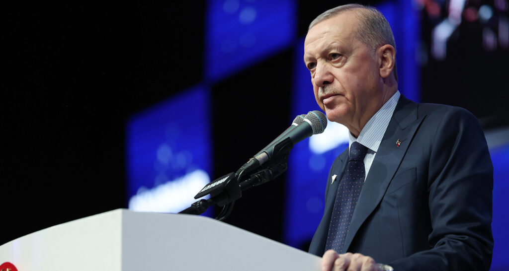 Cumhurbaşkanı Erdoğan: ”TÜSİAD son açıklamasıyla haddini aştı”