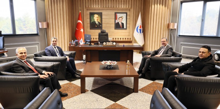 KASAPOĞLU VE BOZGEYİK’TEN REKTÖR DOĞAN’A ZİYARET