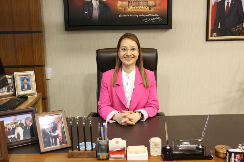 MİLLETVEKİLİ BAKBAK: “BAYRAM SEVİNCİMİZİ GÖLGELEMELERİNE İZİN VERMEYELİM”