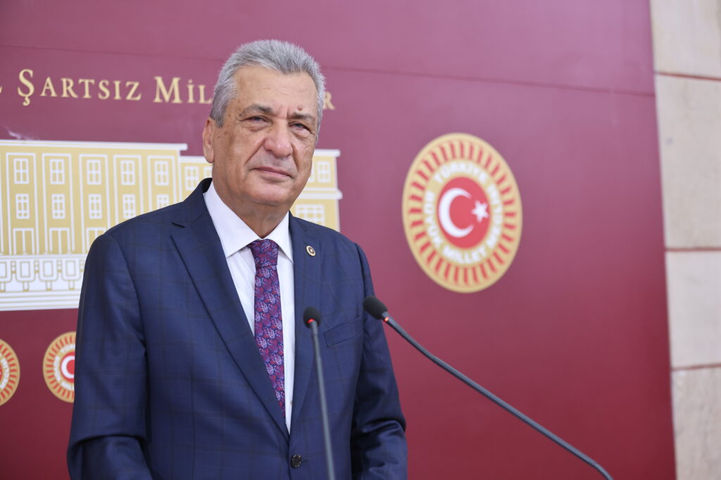 Hasan Öztürkmen: “Doğalgaza zam yoksa, faturalar neden katlandı?”