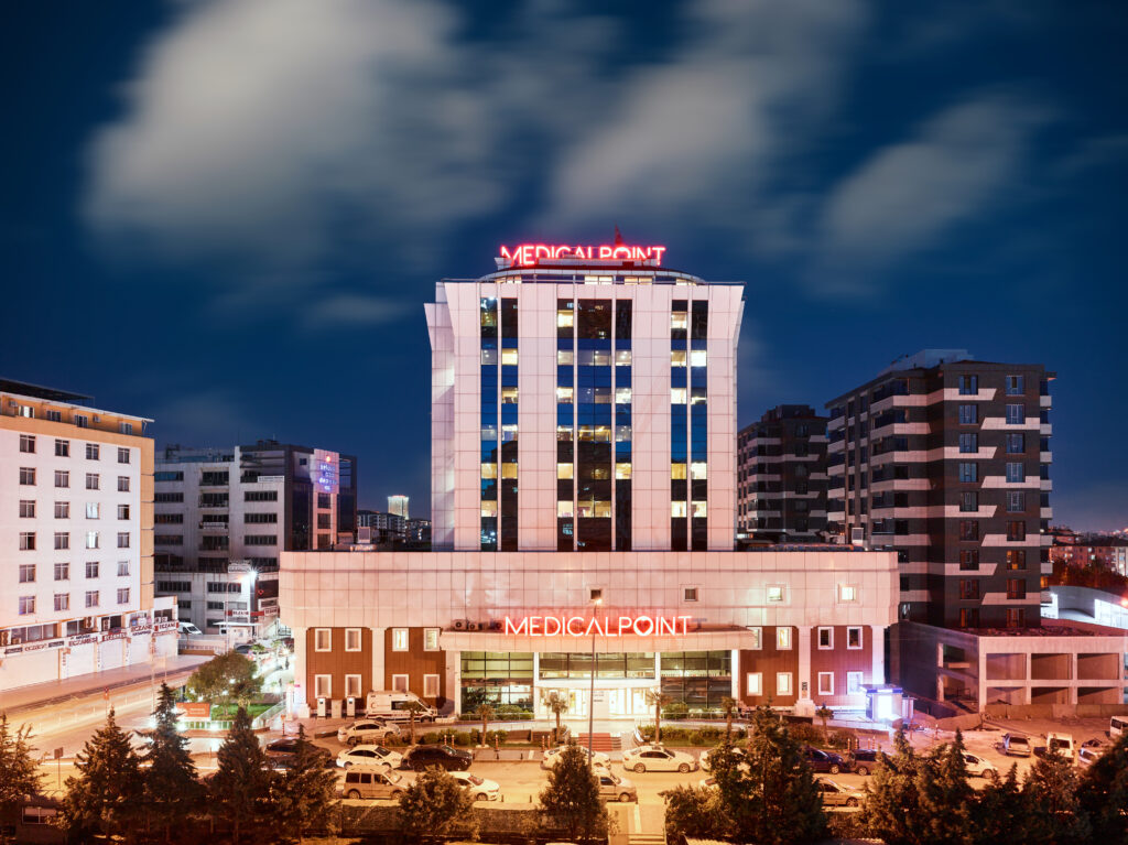 Medical Point Hastaneler Grubu Yönetim Kurulu Başkanı Hayrullah Kubba, “TIP BAYRAMI’NDA SAĞLIK ÇALIŞANLARINA ŞÜKRANLARIMIZI SUNUYORUZ”