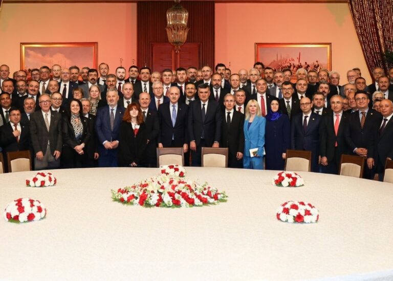 Rektör Demir TBMM’deki Rektörlerle İftar Buluşmasına Katıldı