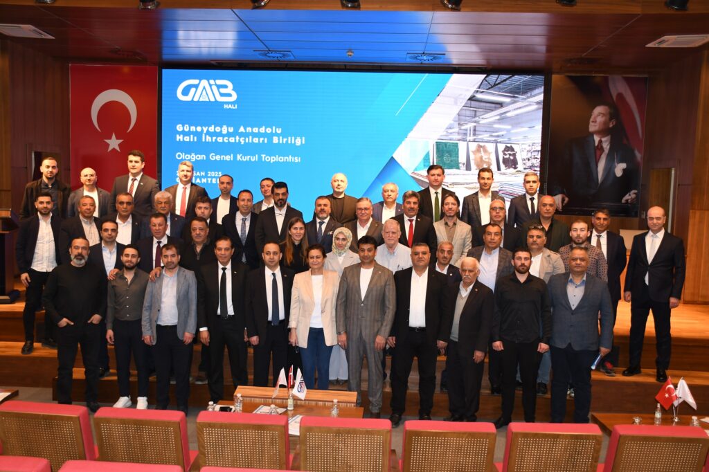 Başkan Kaplan: “Halı sektörü Gaziantep ekonomisinin amiral gemisidir”