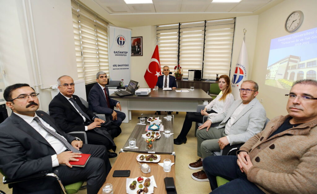 GAÜN REKTÖRÜ DOĞAN: “TÜRKİYE’NİN TEK GÖÇ ENSTİTÜSÜ KURUMLAR ARASI İŞ BİRLİKLERİYLE GÜÇLENECEK”