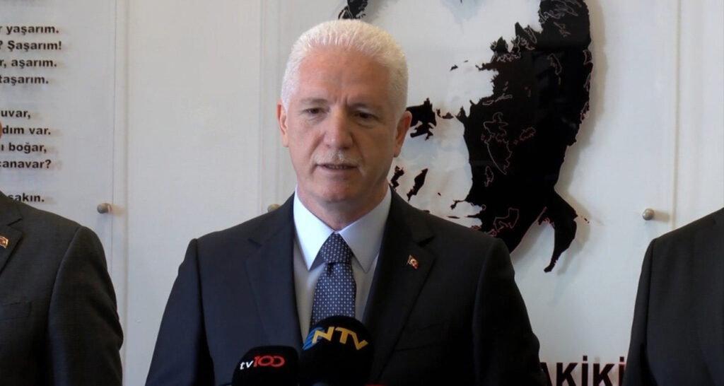 İstanbul Valisi Gül: “Okullarımızın hiçbirinde depremden dolayı hasar olmadığı tespit edildi”