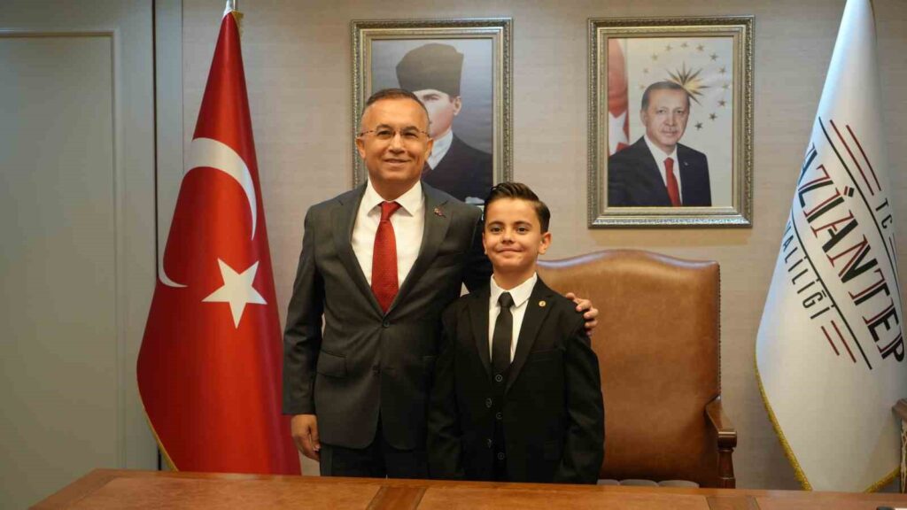Vali Çeber, 23 Nisan’da koltuğunu devretti