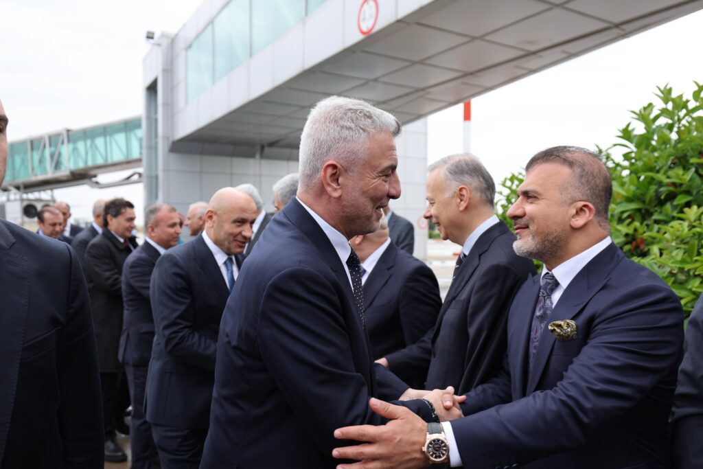 İhracatçılar Cumhurbaşkanı Erdoğan’dan müjde bekliyor