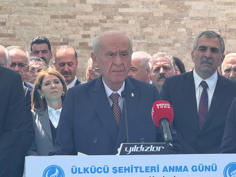 MHP Lideri Bahçeli, Ülkücü Şehitler Anıtı’nı ziyaret etti