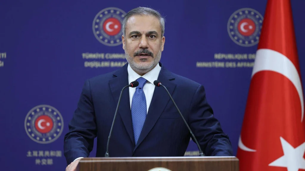 Bakan Fidan’dan PKK’nın fesih kararına dair açıklama: Takip edeceğiz!