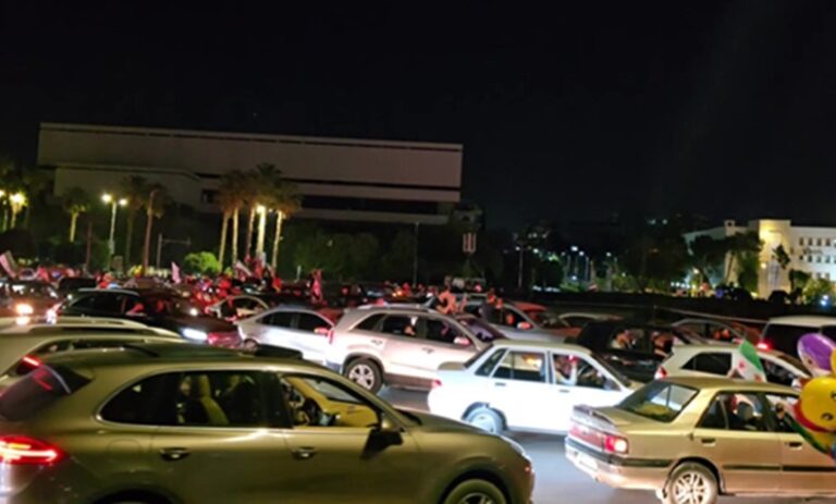 Suriye’de ABD’nin yaptırımları kaldırma kararı kutlandı