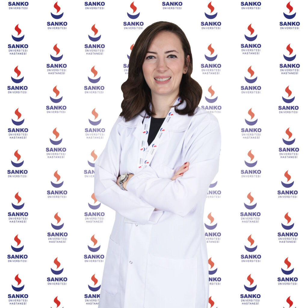 KADIN HASTALIKLARI VE DOĞUM UZMANI OPR. DR. EDA ARİFE DENİZ, SANKO ÜNİVERSİTESİ HASTANESİ’NDE
