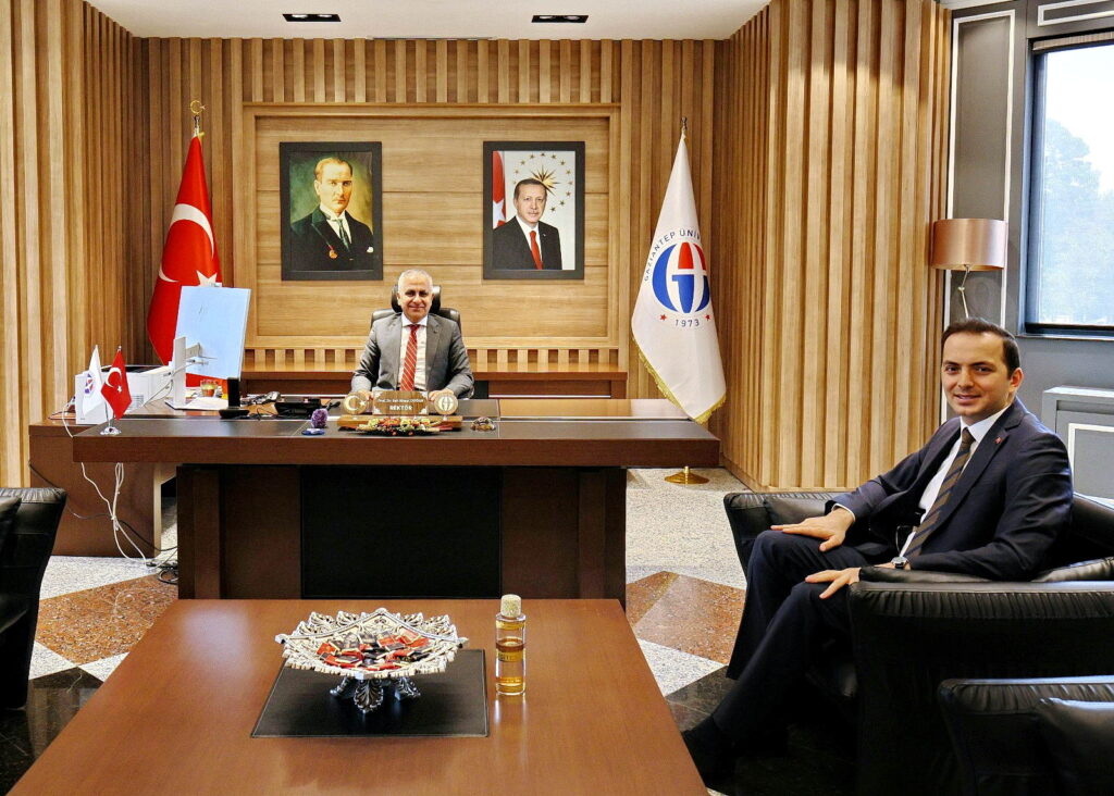 BİK GAZİANTEP BÖLGE MÜDÜRÜ GÜNGÖR’DEN GAÜN REKTÖRÜNE VEDA ZİYARETİ