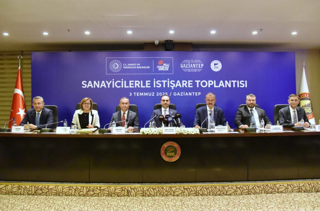 GSO’DA SANAYİCİLERLE İSTİŞARE TOPLANTISI DÜZENLENDİ