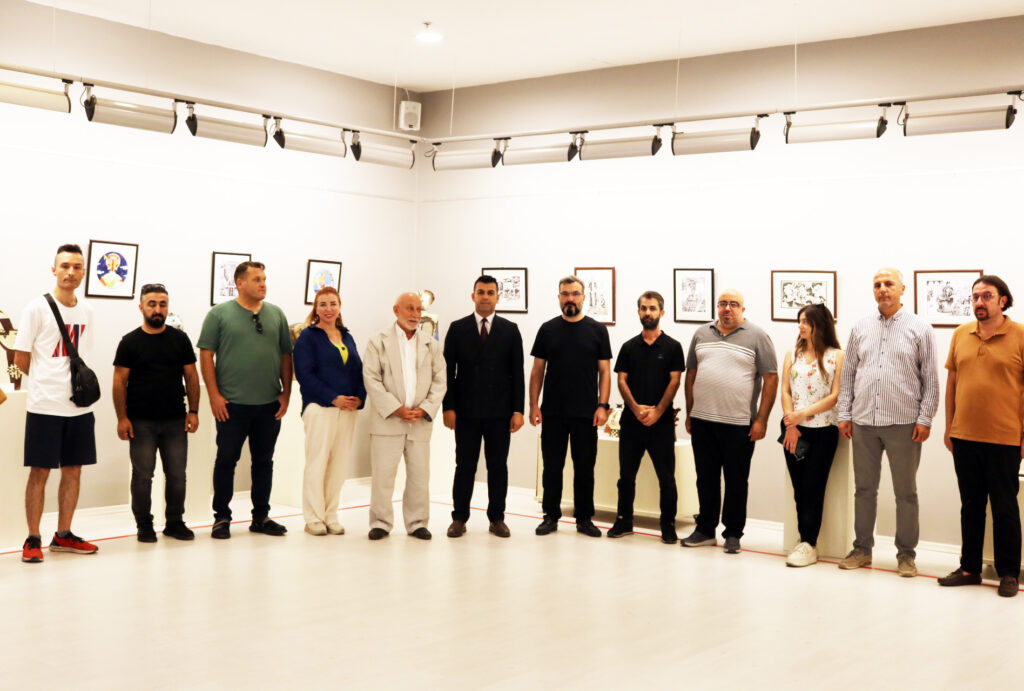 RESİM VE SERAMİK SANATÇISI MUHAMMET ALİYEV SANKO SANAT GALERİSİNDE SERGİ AÇTI