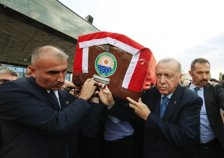 Cumhurbaşkanı Erdoğan, Başdanışmanı Kılıç’ın cenaze törenine katıldı