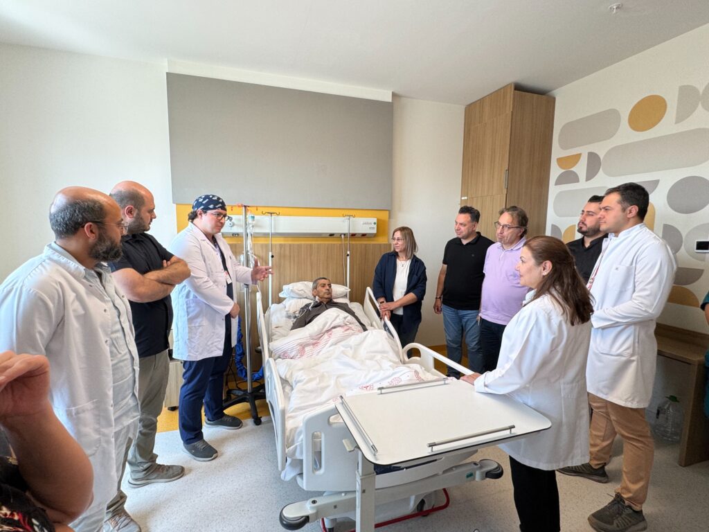 Gaziantep Şehir Hastanesi’nde Kalp Cerrahisinde Türkiye’de Bir İlk: