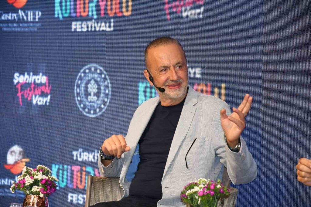 Sahan Group Yönetim Kurulu Başkanı Tahir Tekin Öztan, yerel lezzetlerin önemine dikkat çekti