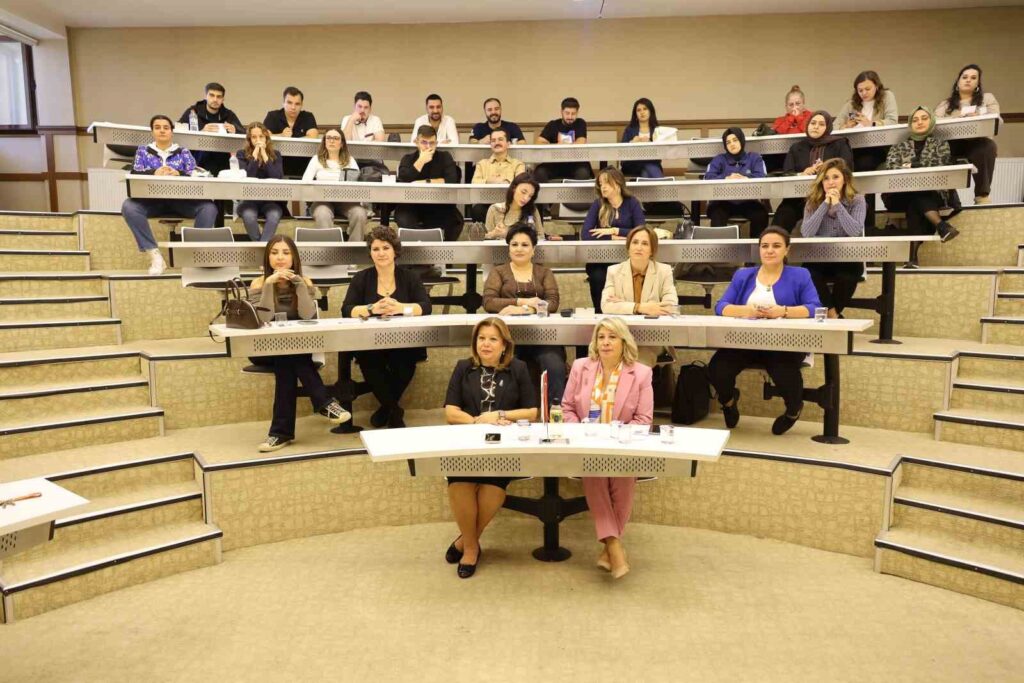 Hasan Kalyoncu Üniversitesi’nde GİKAD Üyelerine Yönelik “Eğiticinin Eğitimi” programı gerçekleştirildi