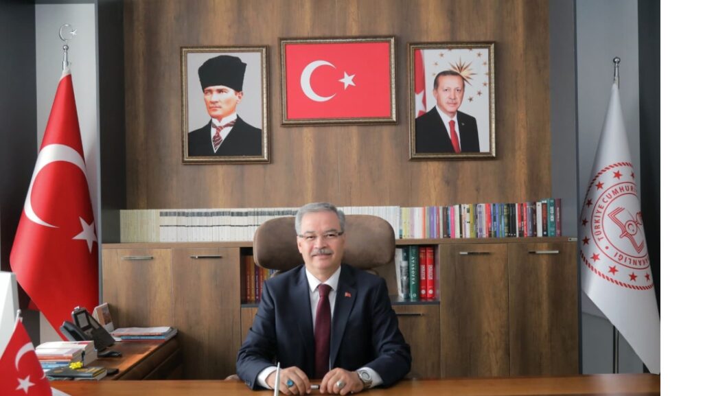 Gaziantep İl Millî Eğitim Müdürü Dr. Önder Arpacı’nın 24 Kasım Öğretmenler Günü Mesajı