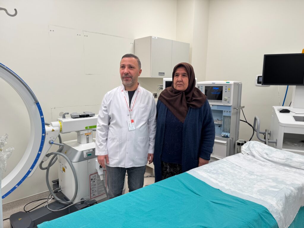 Dünya’da 48. Vaka: Organları Ayna Görünümünde Ters Olan Hastadan Safra Kanalındaki Taşlar Endoskopik Yöntemle Çıkarıldı
