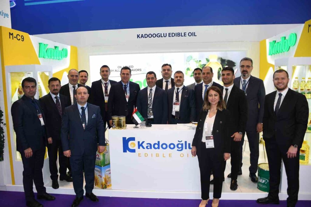 GLOBAL MARKALARIN ADETA YARIŞTIĞI DUBAİ GULFOOD 2025 ULUSLARARASI GIDA FUARI’NDA  MARKALARIYLA DİKKAT ÇEKEN KADOOĞLU YAĞ’A FARKLI KITALARDAN GELEN ALIM HEYETLERİ YOĞUN İLGİ GÖSTERİYOR. (İHA/GAZİANTEP-İHA)