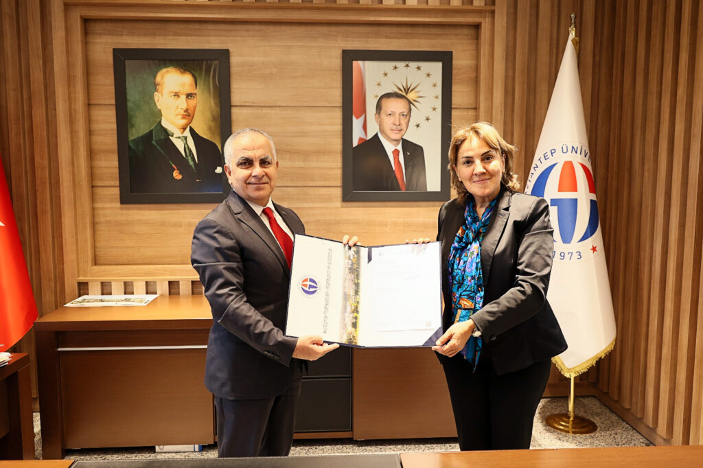 GAUN Iletisim Fakultesi_ne atama